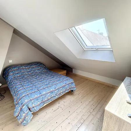 Holiday home Maison Renovee 3 Chambres, Proche Mer, Jardinet Equipe, Centre-ville *