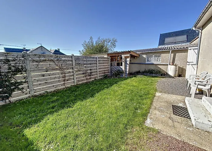 בית נופש Maison Renovee 3 Chambres, Proche Mer, Jardinet Equipe, Centre-ville - Fr-1-361-464 ז'ולוביל-לה-פאן