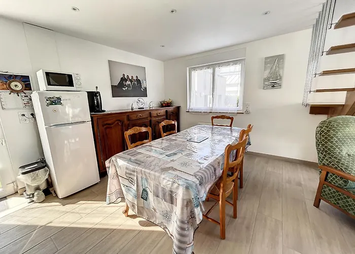 Maison Renovee 3 Chambres, Proche Mer, Jardinet Equipe, Centre-ville - Fr-1-361-464 *